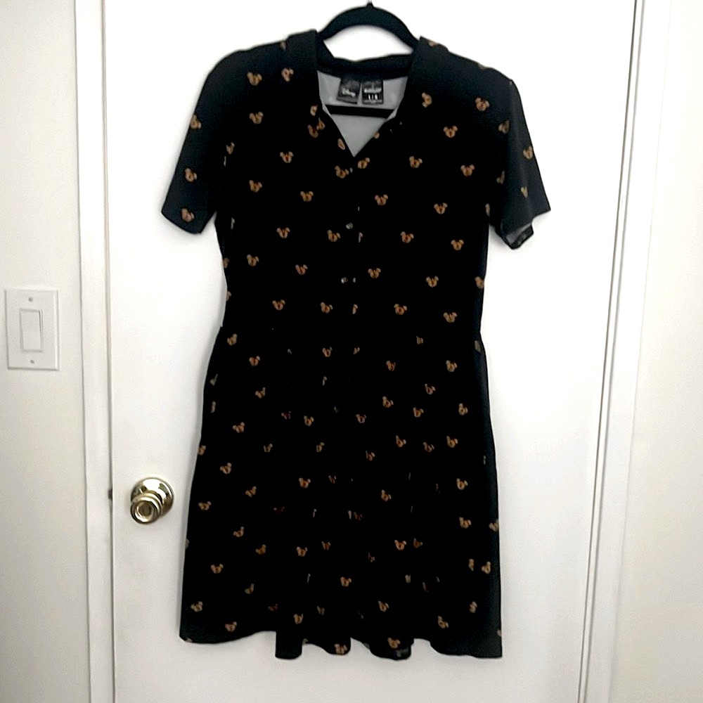 Black Short-Sleeve Button-Front Dress with Gold Print
